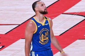 关于今夜NBA季后赛传出新动向，金州勇士手感冰凉，管理层表态：球迷炸锅，数据趋势出现新变化的信息