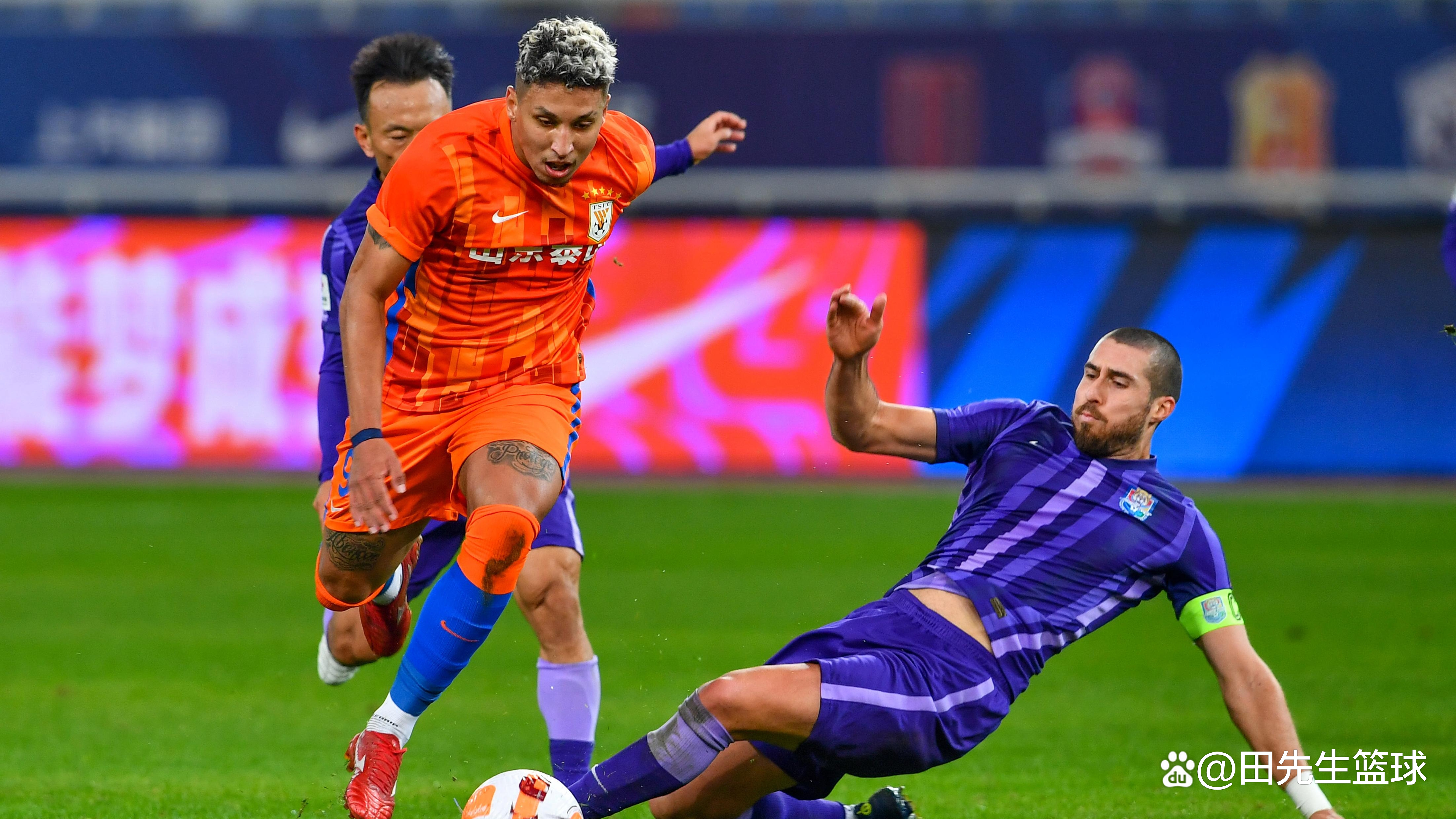 赛后德甲焦点战，上海申花止住颓势，悬念犹存，训练强度明显提升的简单介绍