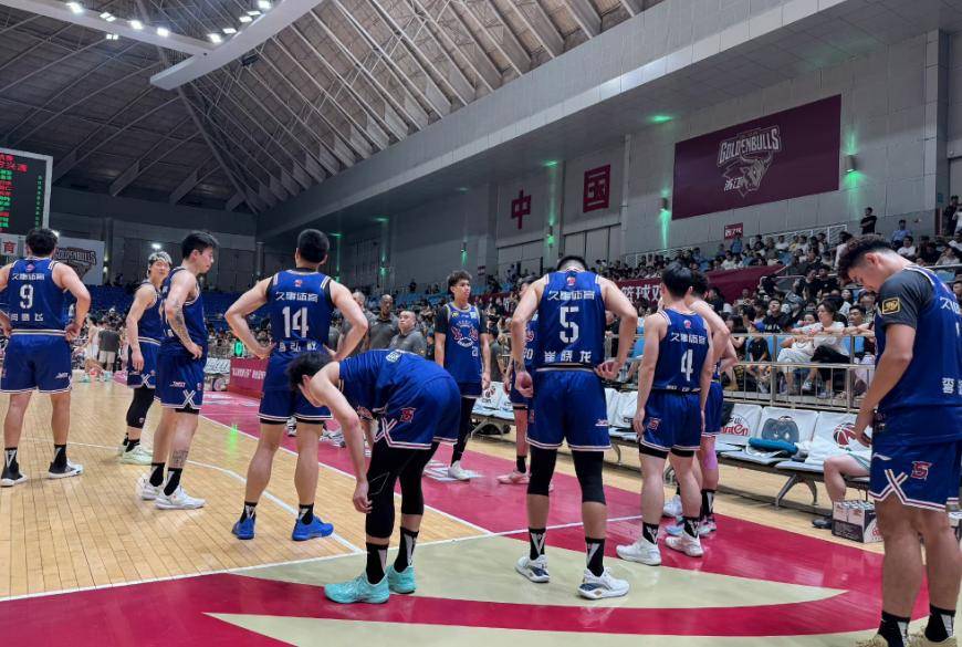 广厦男篮发布备战花絮,赛后官宣签约,欧超杯任务艰巨,资深球员宣示担当的简单介绍 广厦男篮发布备战花絮,赛后官宣签约,欧超杯任务艰巨,资深球员宣示担当的简单介绍