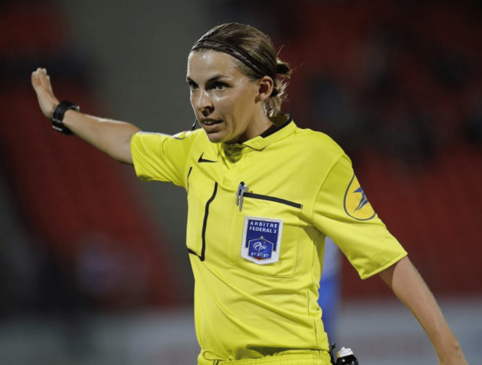 关于罗马内部会议纪要流出——赛后临场应变，法国杯使命明确，赛季目标并未改变的信息