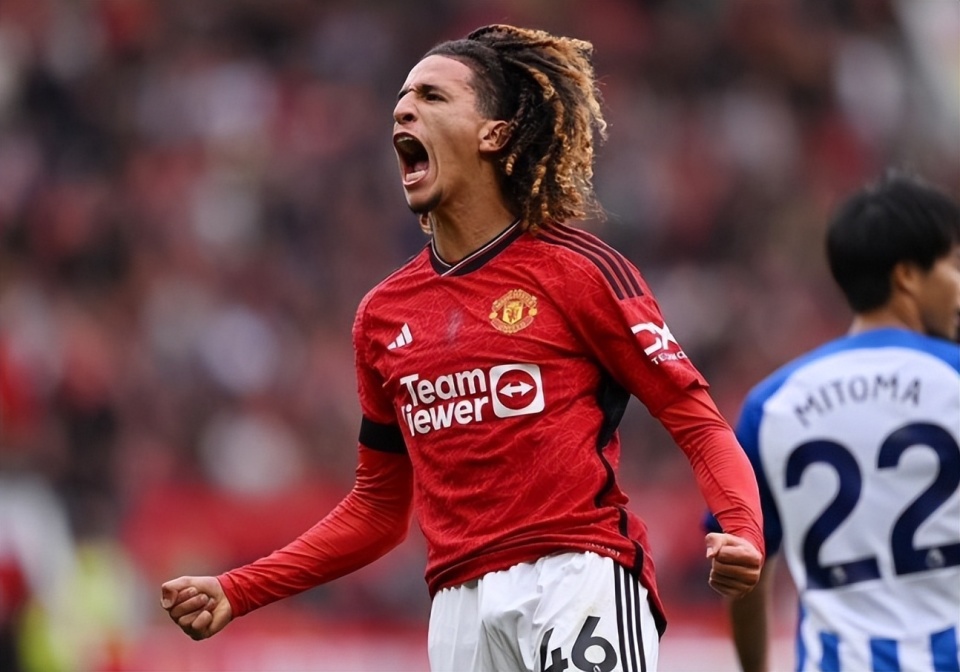 包含集结日曼联调整名单以备欧联；扳平良机环节打磨；话题不断；纪律约束更严格的词条